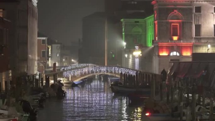 威尼斯泻湖夜间照明桥梁