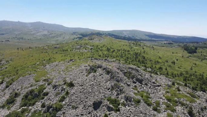 保加利亚假面德尔峰附近的维托沙山鸟瞰图