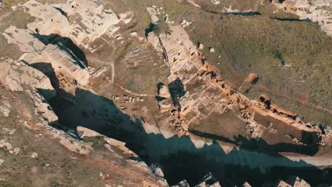 鸟瞰达拉古洞城，探索马尔丁省历史地标达拉古玩城美索不达米亚遗址，美索不达米亚最重要的定居点之一，达拉