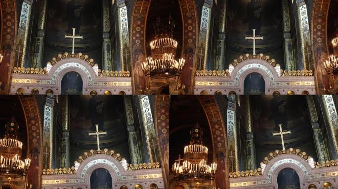 大教堂祭坛上方的大十字架