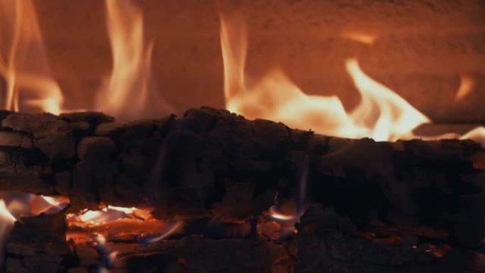 烤箱内木质火焰的极端高温，黄色细节的慢动作