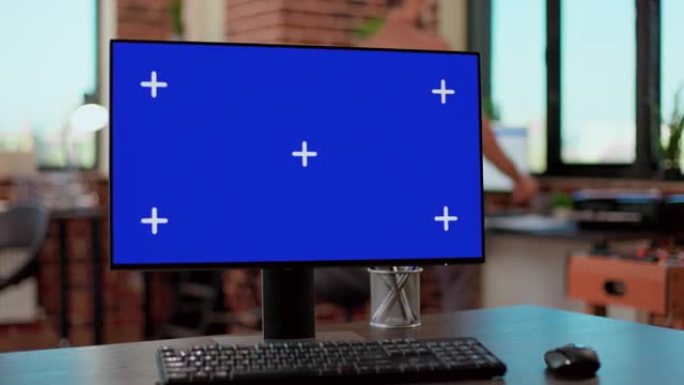 桌子上没有人在电脑显示器上安装绿屏模板