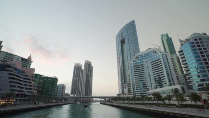 迪拜码头运河，迪拜地址海滩度假村