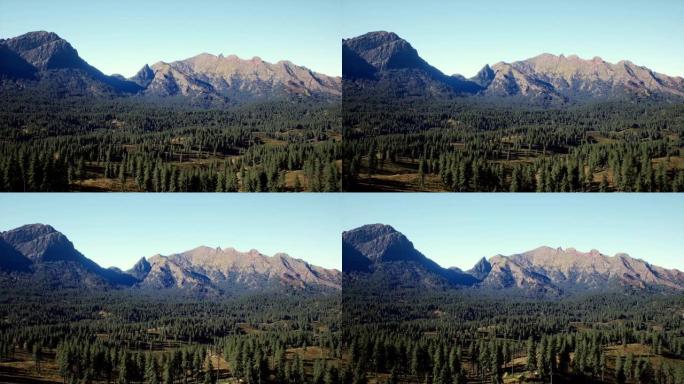 夏季的喀斯喀特山和周围的加拿大落基山脉