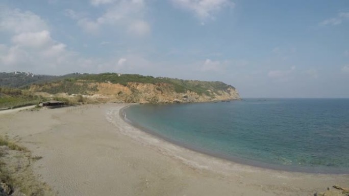 希腊斯基亚索斯岛的海滩Xanemos