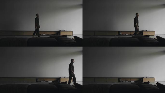 男人走进现代白色简约客厅