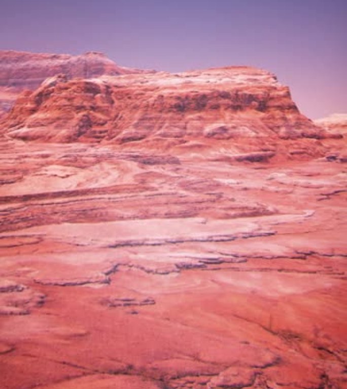 红色星球火星落基山脉的无人机飞行视图垂直视频