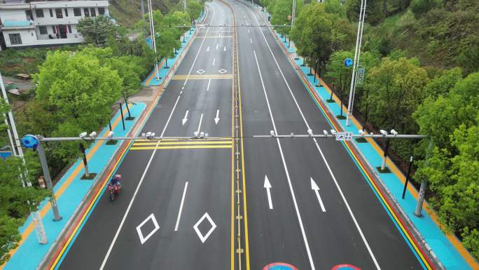 示范道路  特色道路   柏油路