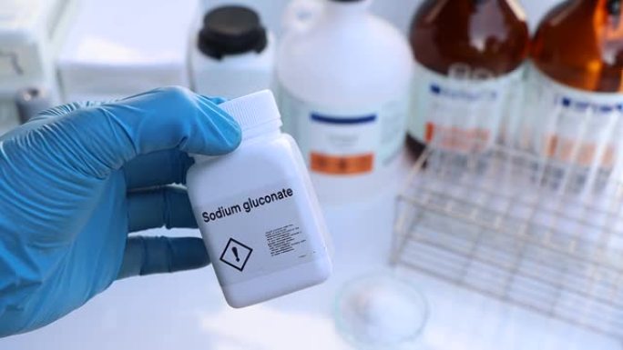 瓶中的葡萄糖酸钠，实验室和工业中的化学物质