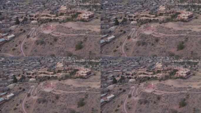 新墨西哥州圣达菲烈士十字架的无人机视图