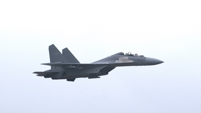4K超稳：中国航展歼-16战斗机起飞
