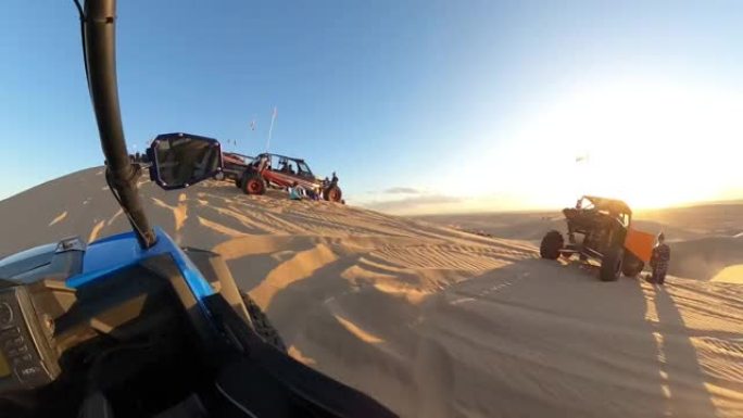 ATV 9沙丘到达顶部 (全景360)