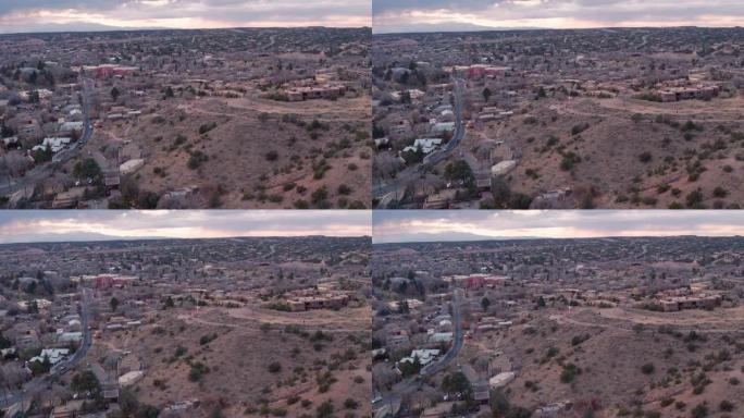 新墨西哥州圣达菲烈士十字架的无人机视图