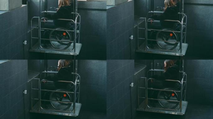 坐在轮椅上的残疾妇女在机械升降机上爬楼梯