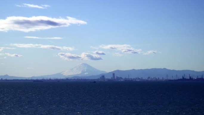 东京湾的富士山和横滨