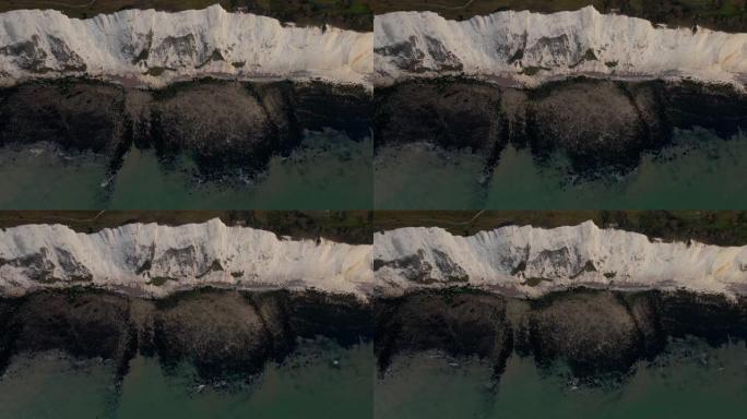 多佛的白色悬崖。七姐妹国家公园，东苏塞克斯，英格兰南部海岸。