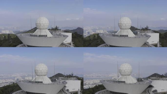“双极化多普勒天气雷达” 在市峰气象观测站的航拍