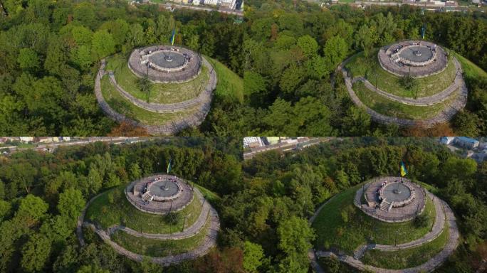 空中拍摄了利沃夫市。高城堡。乌克兰