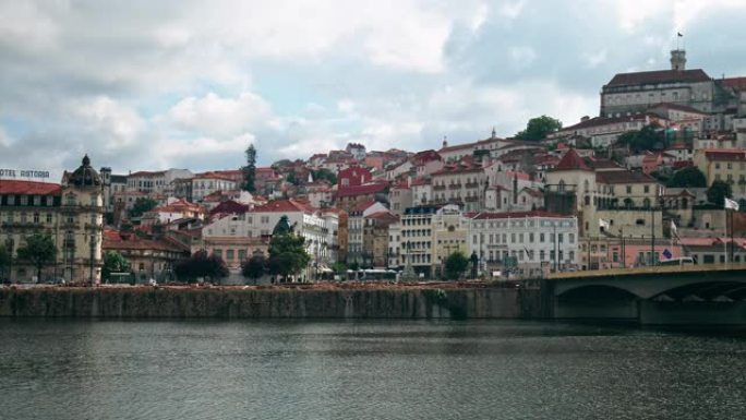欧洲葡萄牙科英布拉市中心的壮丽景色。