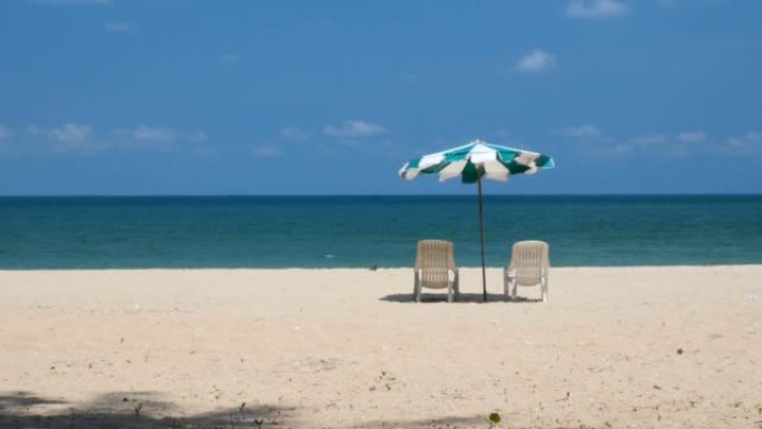 夏季岛上的海滩旅行