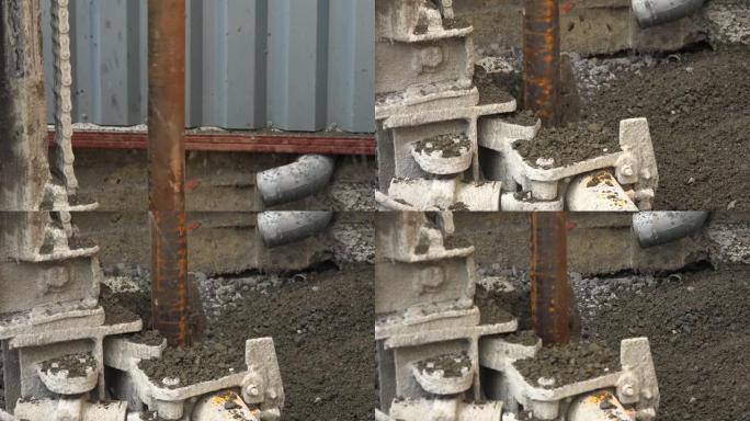 强大的液压钻机，石材基础。用于建筑施工的土壤加固，钢管的土壤钻孔和拆除