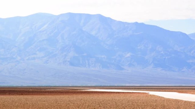 加利福尼亚州死亡谷国家公园的恶水盆地