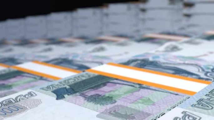 很多钱。1000俄罗斯卢布纸币。成堆的钱。