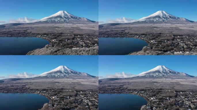 富士山冬季鸟瞰图，日本标志性的白雪皑皑的象征，白雪覆盖的风景，树上的冰雾，山中湖，湛蓝的天空-从上方