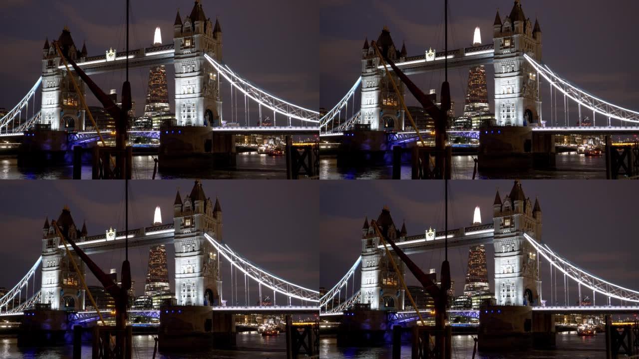 伦敦塔桥和晚上的碎片