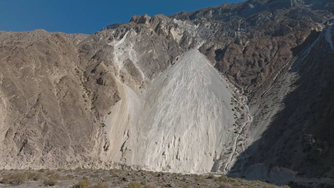 西藏林芝大流沙泥石流身体滑坡地质灾害