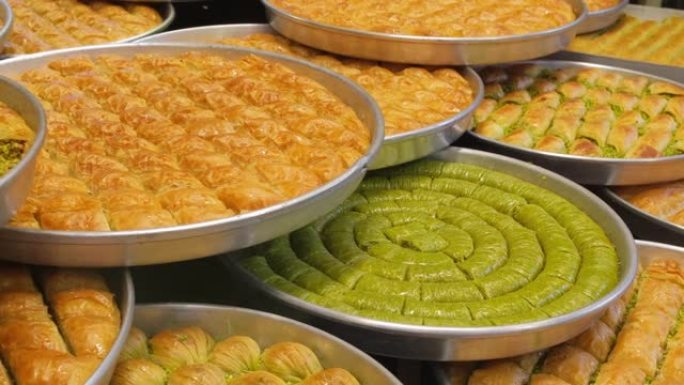 传统土耳其甜点果仁蜜饼特写