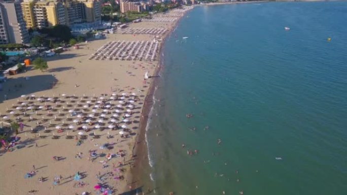保加利亚受欢迎的避暑胜地阳光海滩的鸟瞰图。
