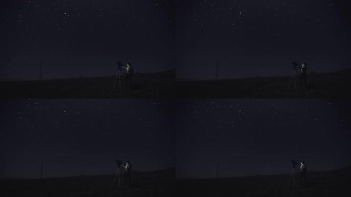 女人在晚上拍摄明星