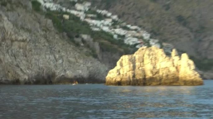 意大利泰勒尼安海阿马尔菲海岸
