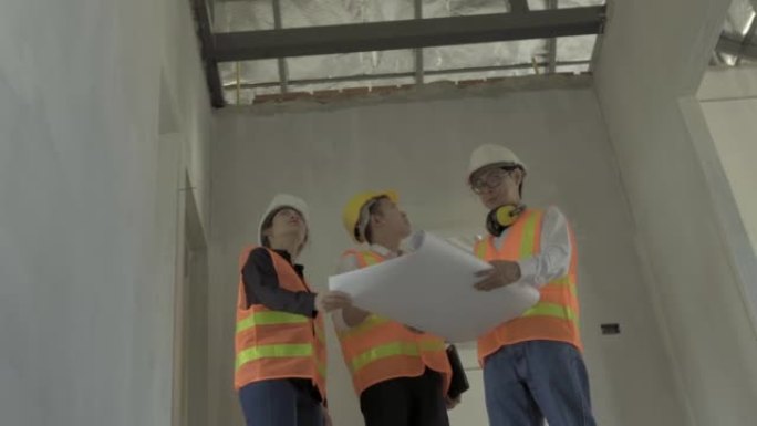 施工现场施工工程师或商业伙伴的录像。