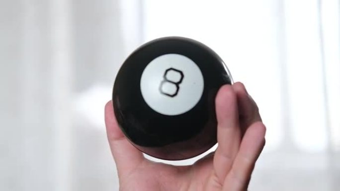 球八预测在手。魔球与问题的答案。