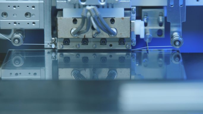自动化液晶屏生产线