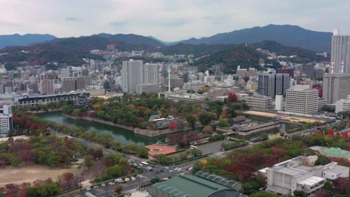 广岛城市景观鸟瞰图，现代日本城市的办公楼和摩天大楼-从亚洲上方看日本的景观全景