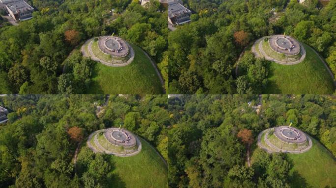 空中拍摄了利沃夫市。高城堡。乌克兰