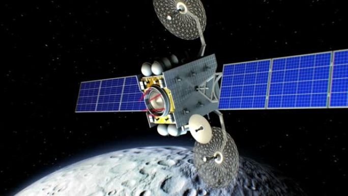 太空激光武器。背景上的月亮，轨道上的虚构军事卫星从科幻枪拍摄，3d动画。月亮的纹理是在图形编辑器中创