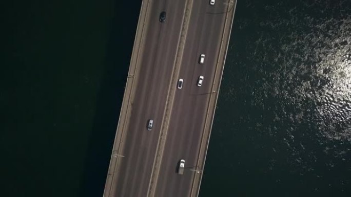 叶尼塞河上的俯视图桥俄罗斯无人机镜头