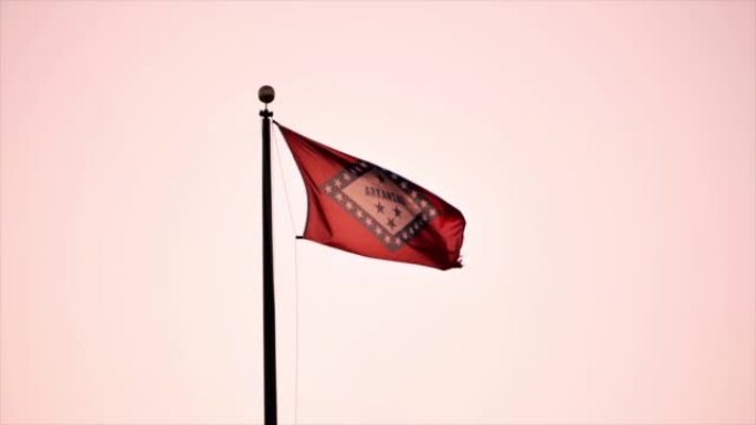 阿肯色州州旗飘扬空中代表