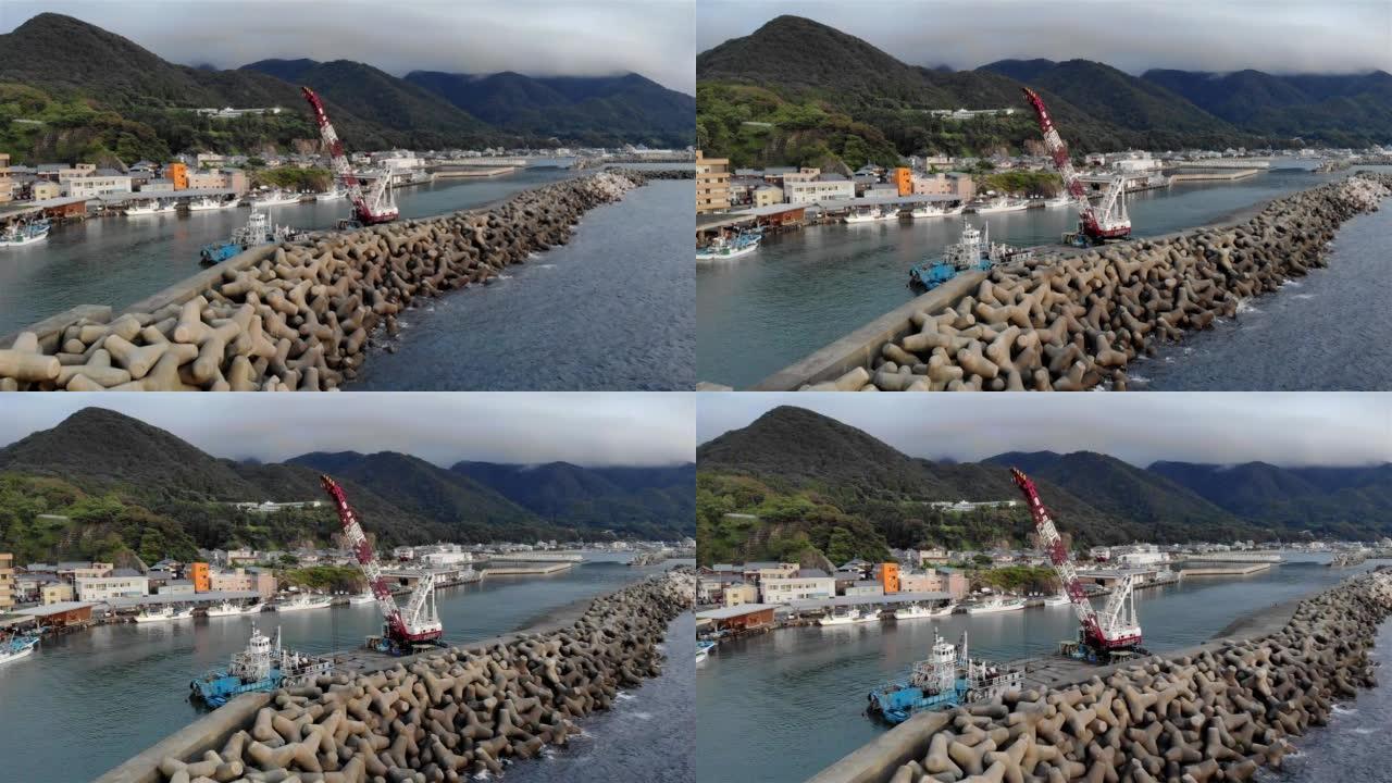日本渔镇港口的航拍画面-空中