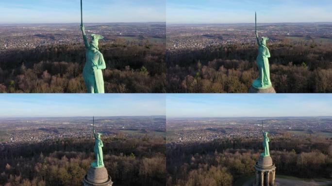 无人机拍摄的阿民纽斯纪念碑位于德国城市德莫尔德附近的条顿堡森林