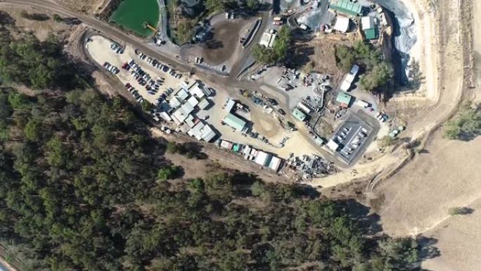 地下金矿的鸟瞰图