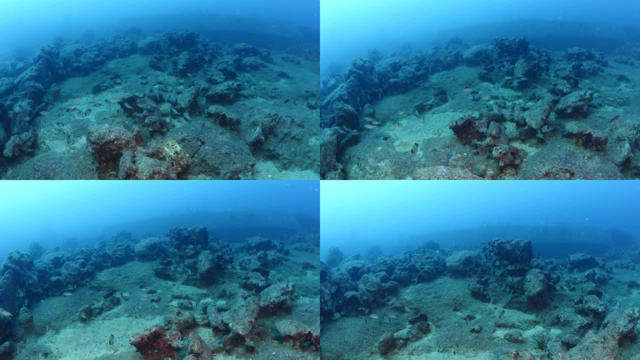 海底海底沉船残骸海底金属