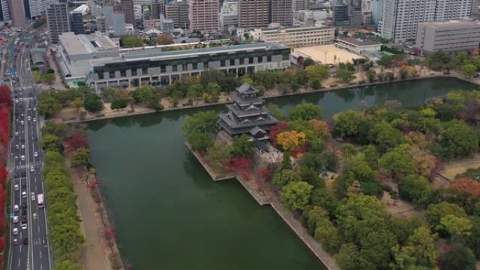 广岛城市景观鸟瞰图，现代日本城市的办公楼和摩天大楼-从亚洲上方看日本的景观全景