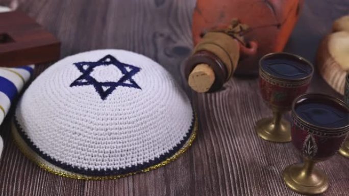 犹太节日pur节与哈曼塔辛饼干哈曼耳朵，狂欢节面具和羊皮纸