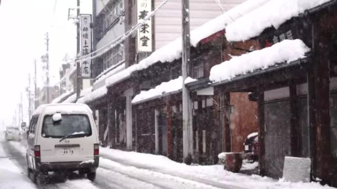 日本一乡村大雪纷飞