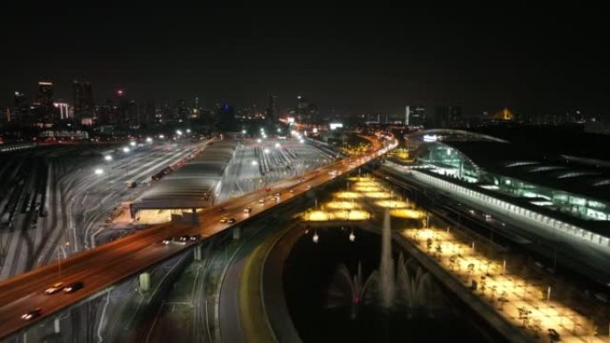 空中无人机高速公路的高角度视图与Bang Sue Grand Station是一个新的铁路枢纽，在泰